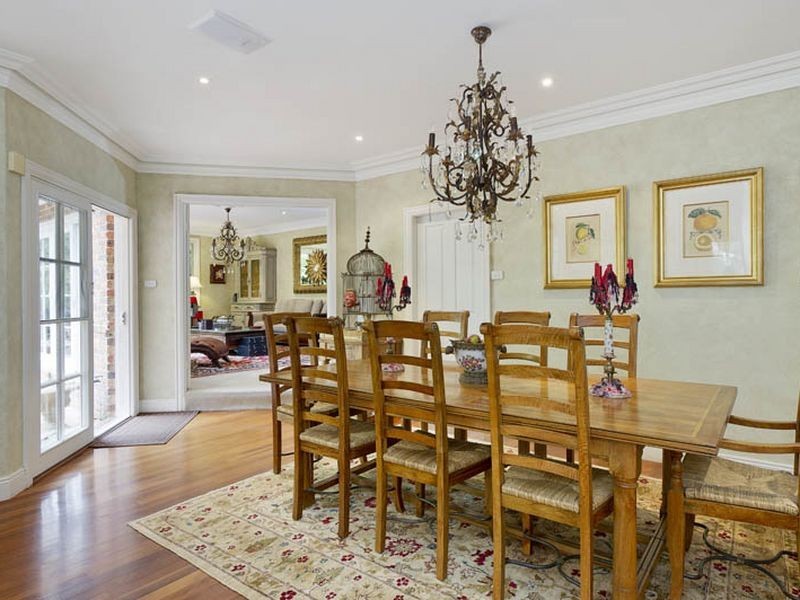 10 St Andrews Drive, Pymble NSW 2073