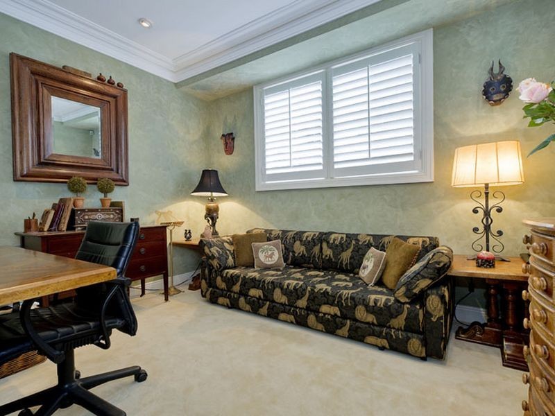 10 St Andrews Drive, Pymble NSW 2073