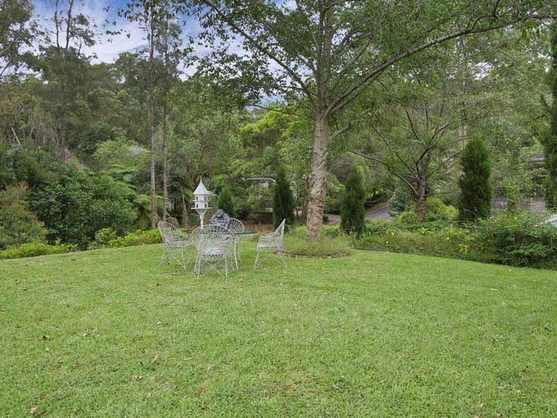 10 St Andrews Drive, Pymble NSW 2073