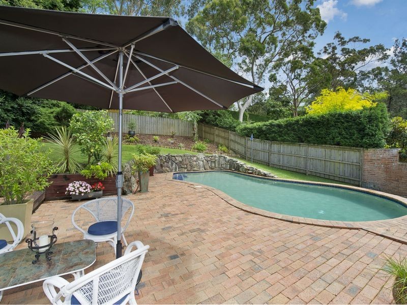 95 Cambourne Av (Near Douglas St), St Ives NSW 2075