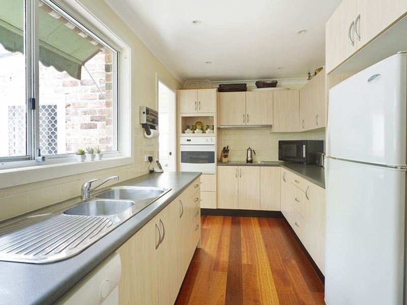 95 Cambourne Av (Near Douglas St), St Ives NSW 2075