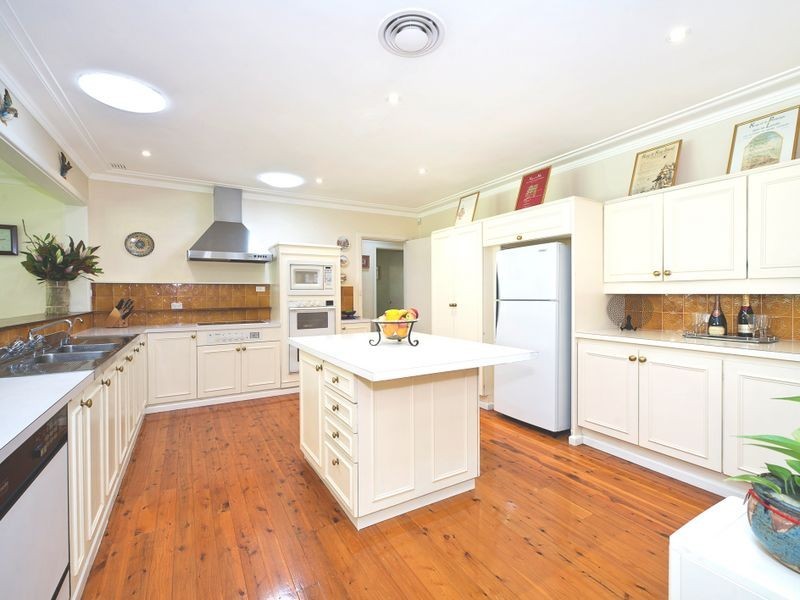 37 Narelle Avenue, Pymble NSW 2073