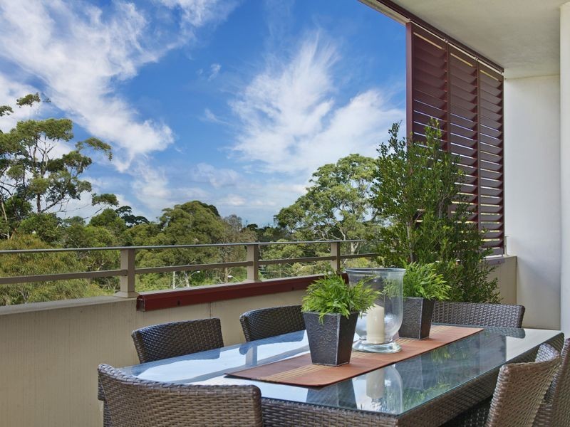 Penthouse 67/4 – 8 Bobbin Head Road, Pymble NSW 2073