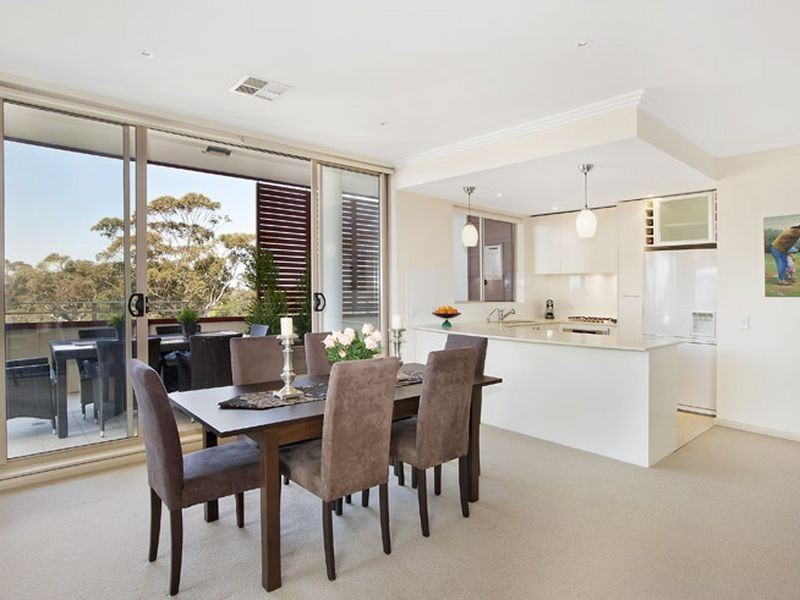 Penthouse 67/4 – 8 Bobbin Head Road, Pymble NSW 2073
