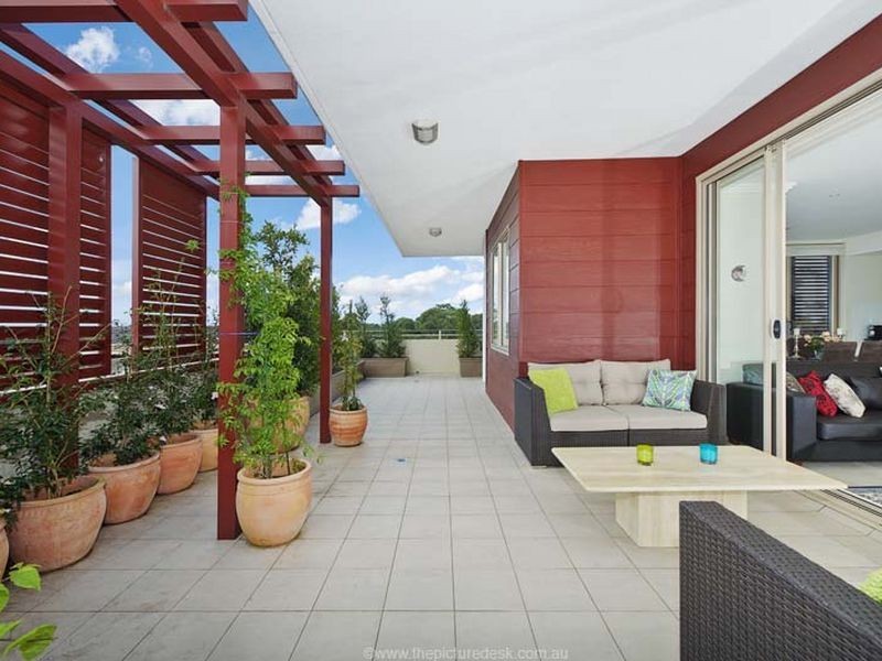 Penthouse 67/4 – 8 Bobbin Head Road, Pymble NSW 2073
