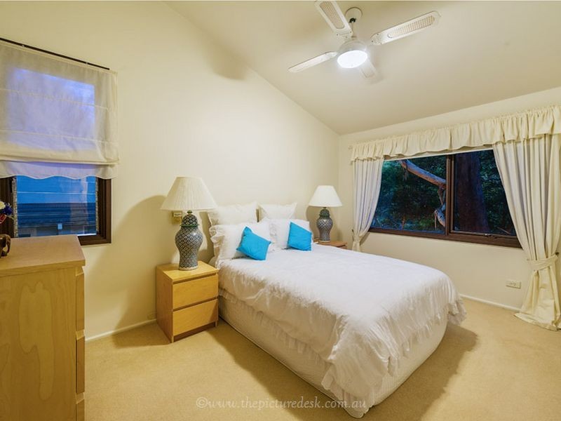 1 Elegans Avenue, St Ives NSW 2075