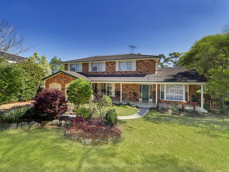 25 Brallas Avenue, St Ives NSW 2075