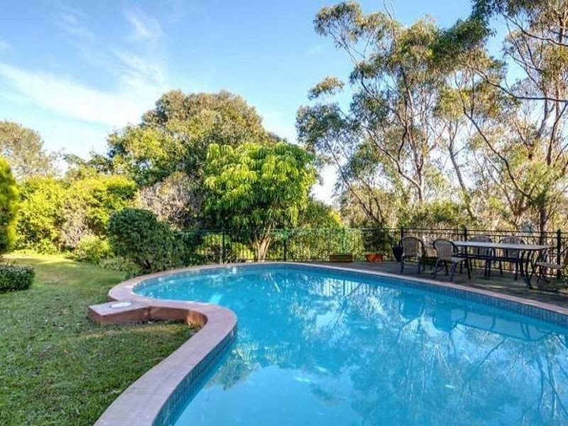 25 Brallas Avenue, St Ives NSW 2075