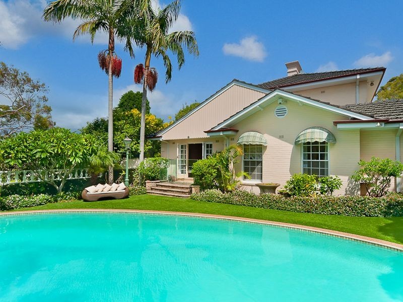 1 Cresta Close, St Ives NSW 2075