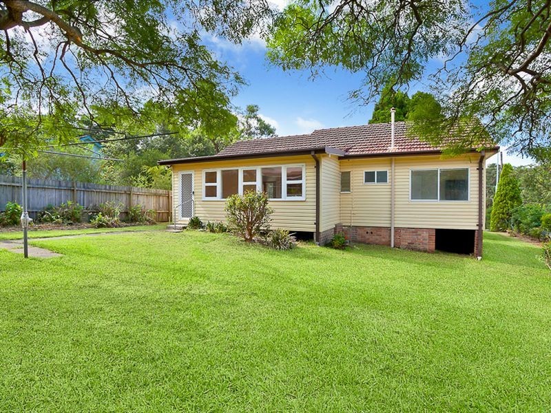 48 Yanko Road (Near Congham Road), West Pymble NSW 2073