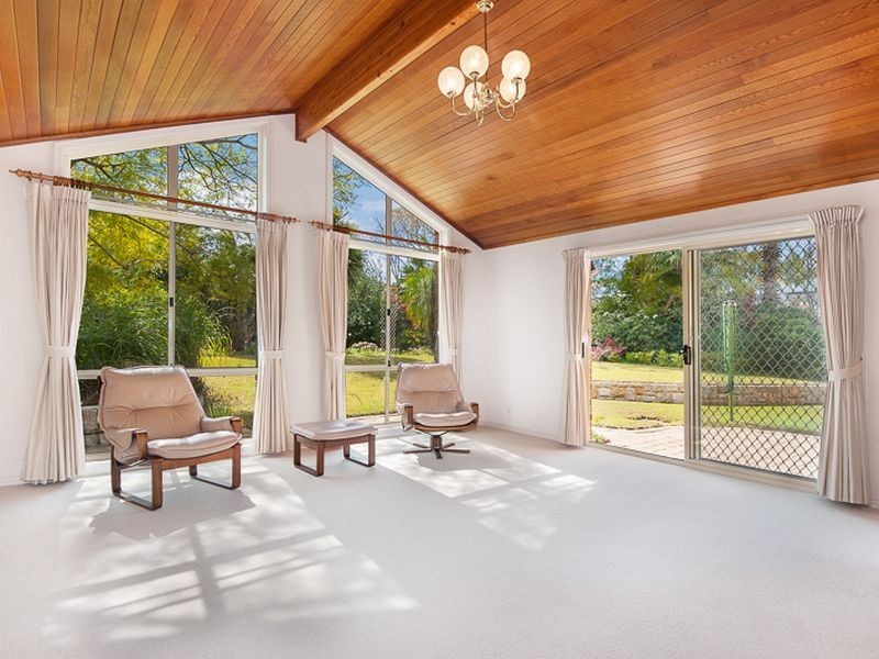 4 Waterhouse Avenue, St Ives NSW 2075