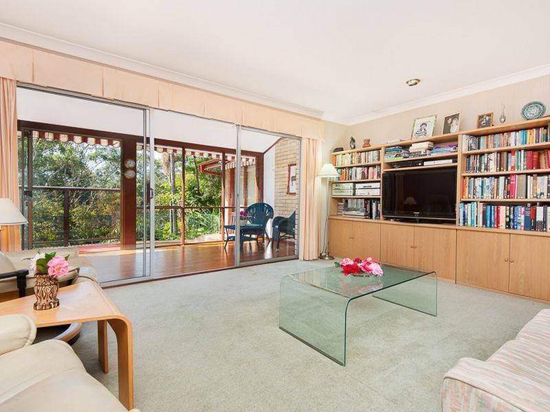 18 Whitehaven Street, St Ives NSW 2075