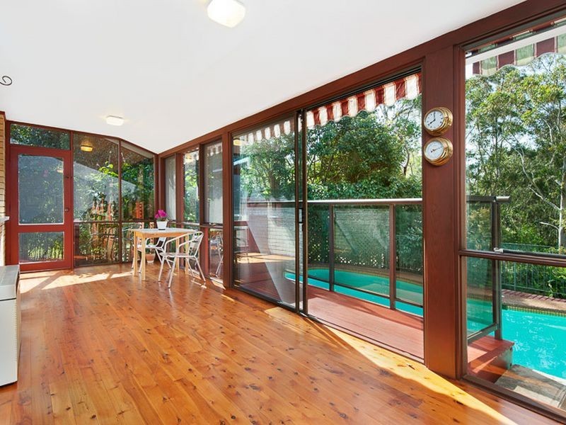 18 Whitehaven Street, St Ives NSW 2075