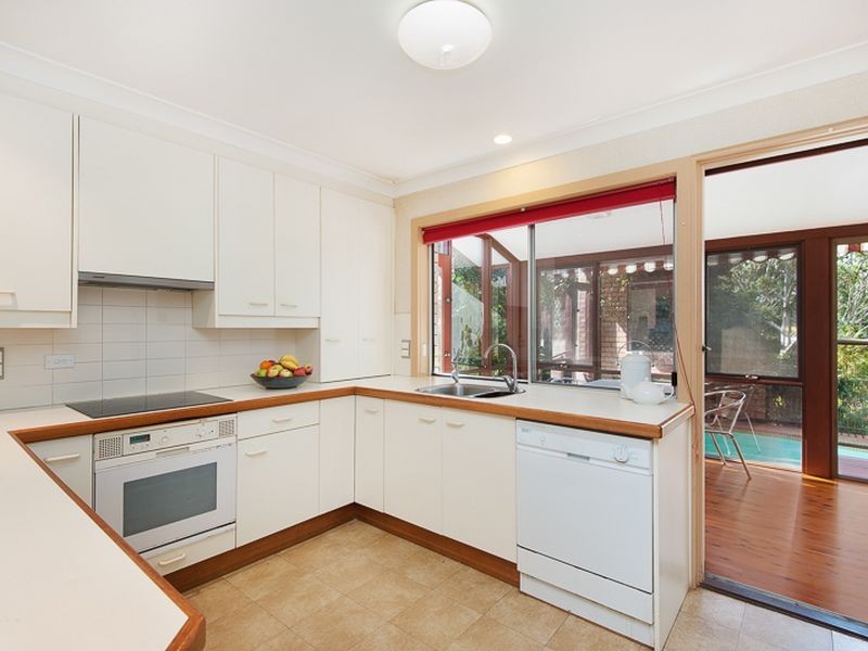 18 Whitehaven Street, St Ives NSW 2075