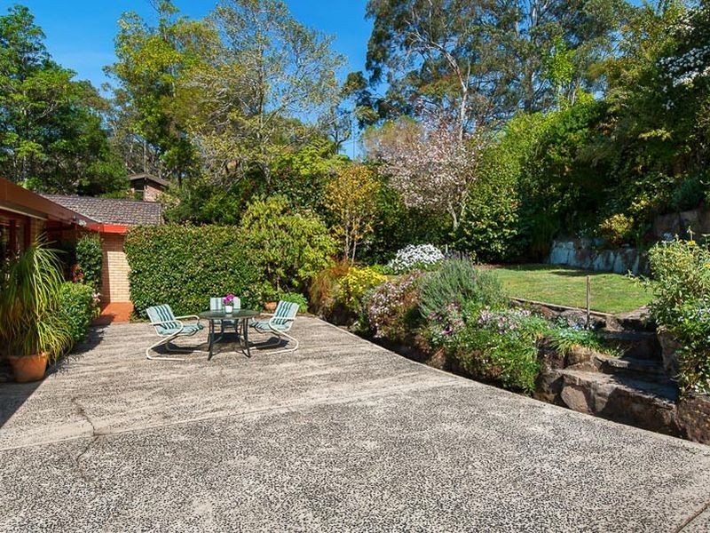 18 Whitehaven Street, St Ives NSW 2075