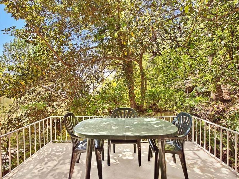 9 Murchison Street (Off Woodbury Road), St Ives NSW 2075