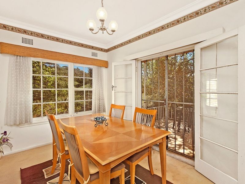 9 Murchison Street (Off Woodbury Road), St Ives NSW 2075