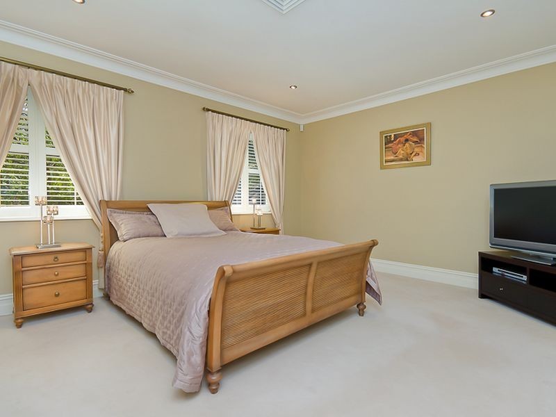 62 Livingstone Avenue, Pymble NSW 2073