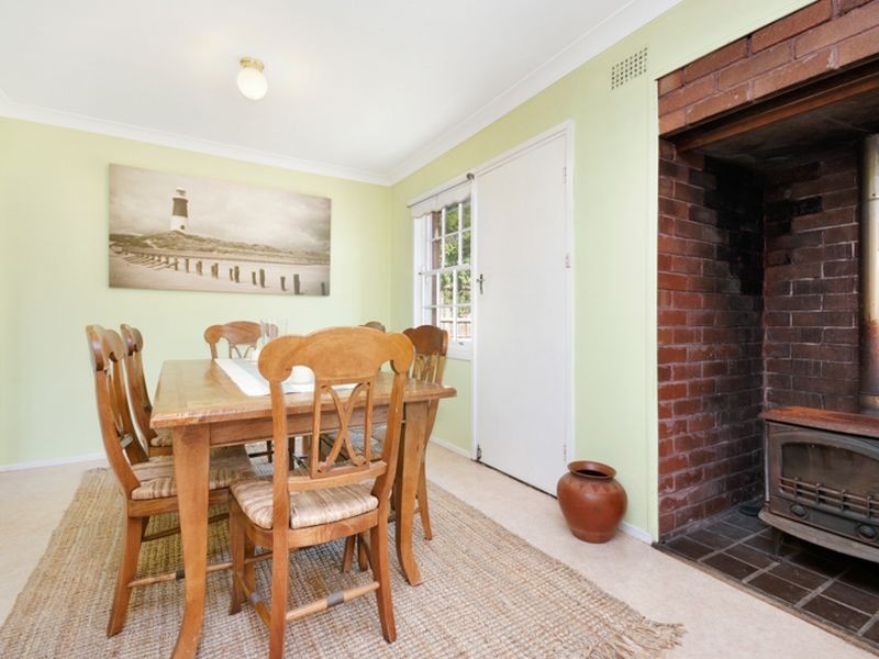 14 Woodbury Road, St Ives NSW 2075