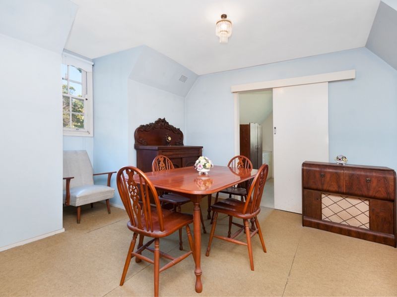 14 Woodbury Road, St Ives NSW 2075