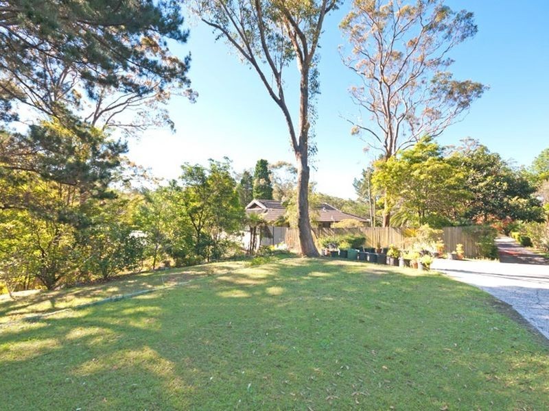 14 Woodbury Road, St Ives NSW 2075