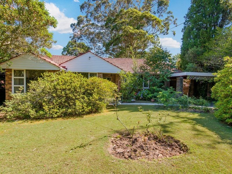 33 Killeaton Street (Near Carbeen Avenue), St Ives NSW 2075