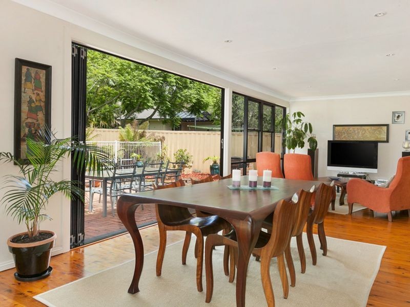 8 Toolang Road, St Ives NSW 2075