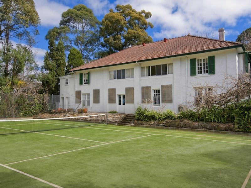 97 Mona Vale Road (Near Riddles Lane), Pymble NSW 2073
