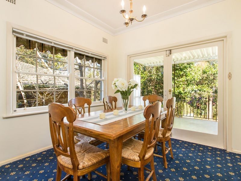 37 Shinfield Ave (Near Lynbara Ave), St Ives NSW 2075