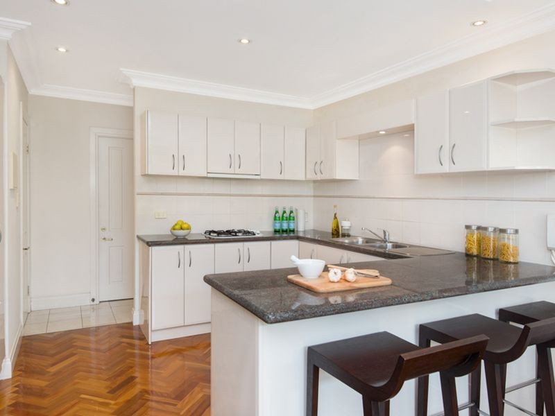 2/3 Neringah Avenue, Wahroonga NSW 2076