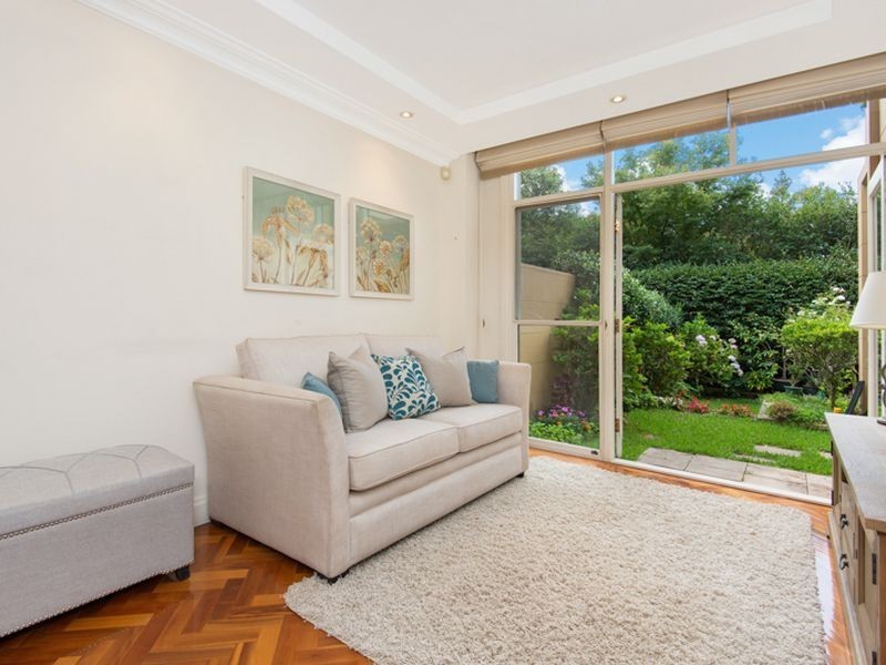 2/3 Neringah Avenue, Wahroonga NSW 2076