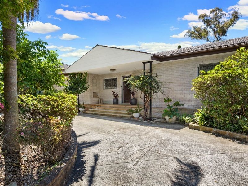 64 Douglas Street, St Ives NSW 2075