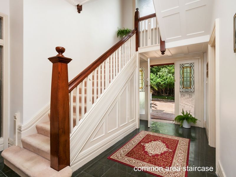 2/1-3 Lowther Park Avenue, Warrawee NSW 2074