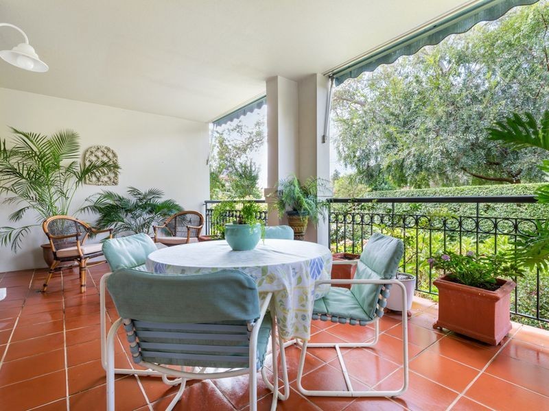 2/10 Hillcrest Drive, St Ives NSW 2075