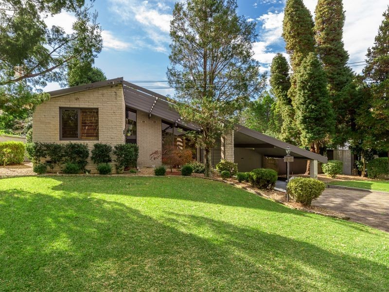 90 Douglas Street, St Ives NSW 2075