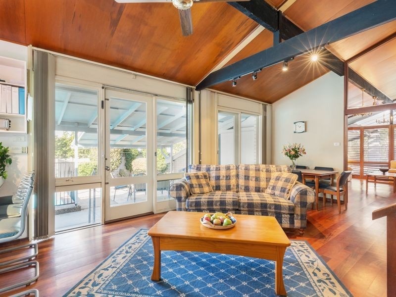 90 Douglas Street, St Ives NSW 2075