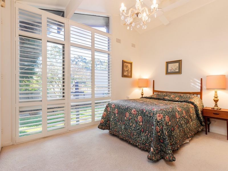 90 Douglas Street, St Ives NSW 2075