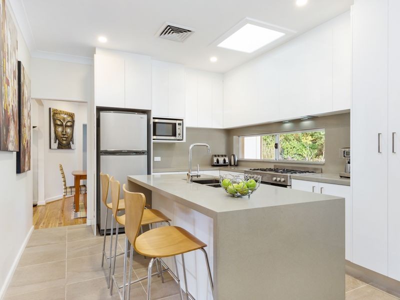 12 Sheather Avenue, St Ives NSW 2075