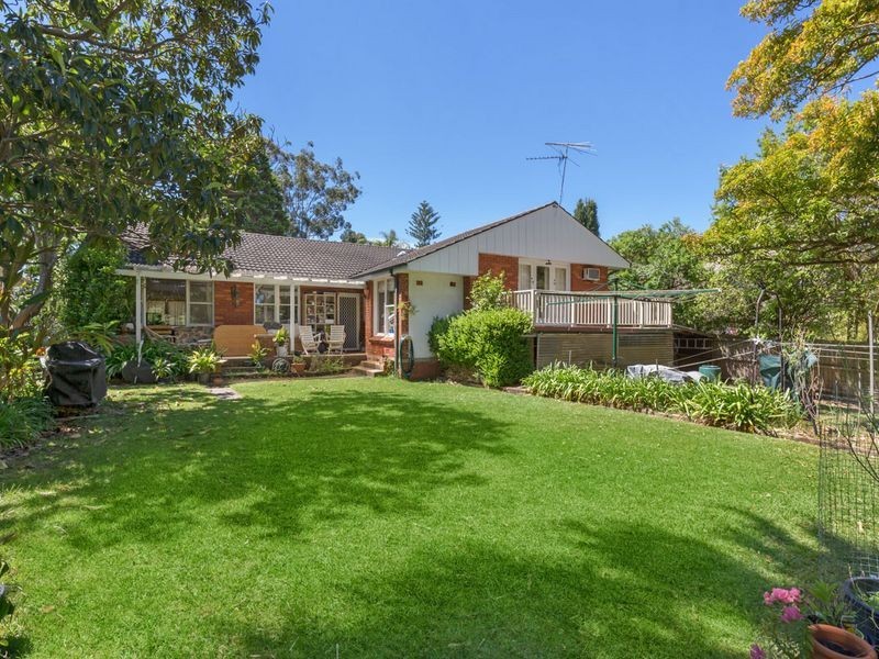 39 Eastern Arterial Road, St Ives NSW 2075