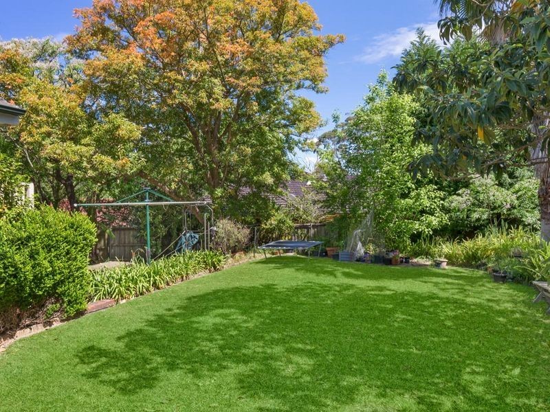 39 Eastern Arterial Road, St Ives NSW 2075