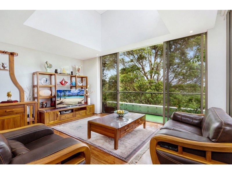 Apartment Penthouse 448/132 Killeaton Street (Block A), St Ives NSW 2075