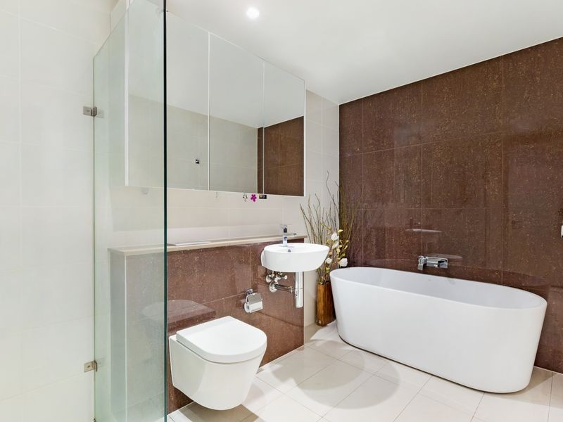 Apartment Penthouse 448/132 Killeaton Street (Block A), St Ives NSW 2075
