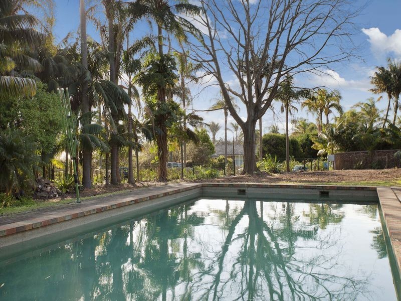 6 Jefferson Avenue, St Ives NSW 2075