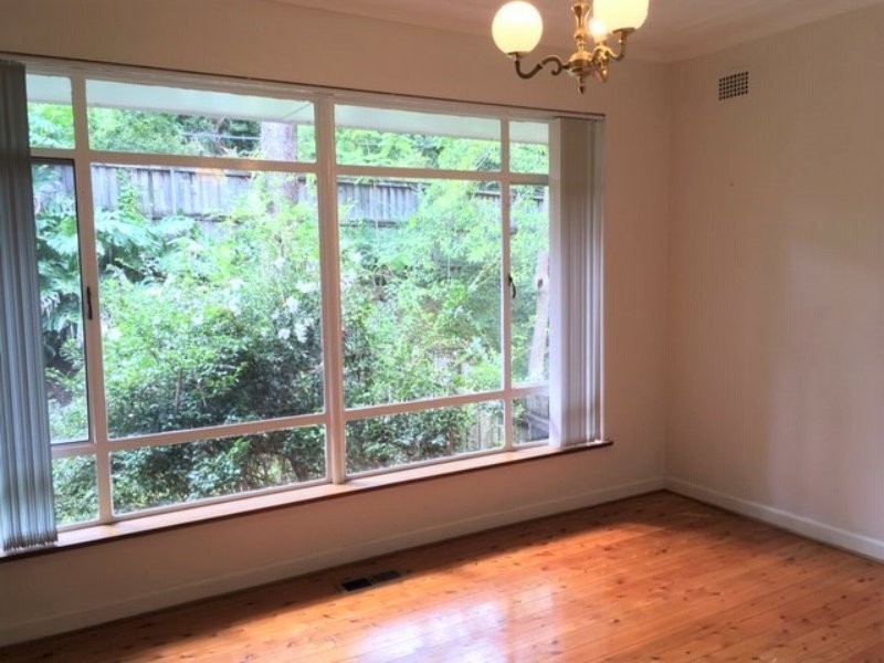 2 Fitzroy Avenue, Pymble NSW 2073