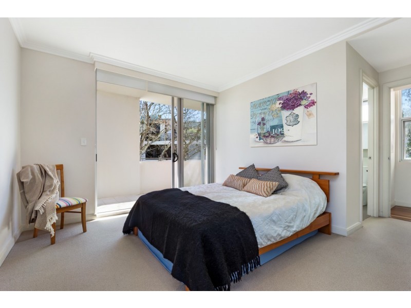 Unit 8/2 Sturt Place, St Ives NSW 2075