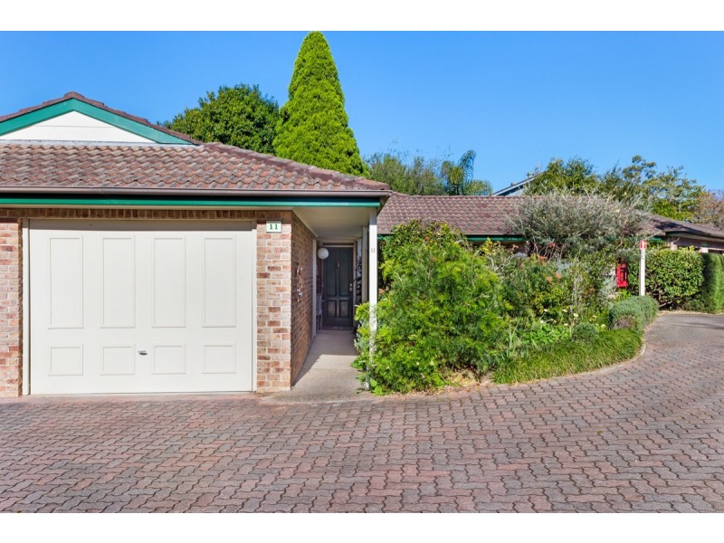 Villa 11/2-8 Kitchener Street, St Ives NSW 2075