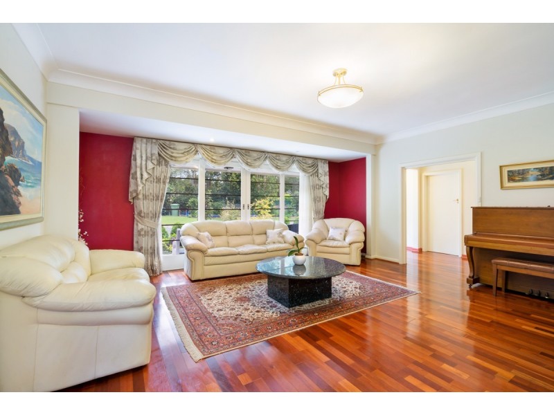 27 Eastern Arterial, St Ives NSW 2075