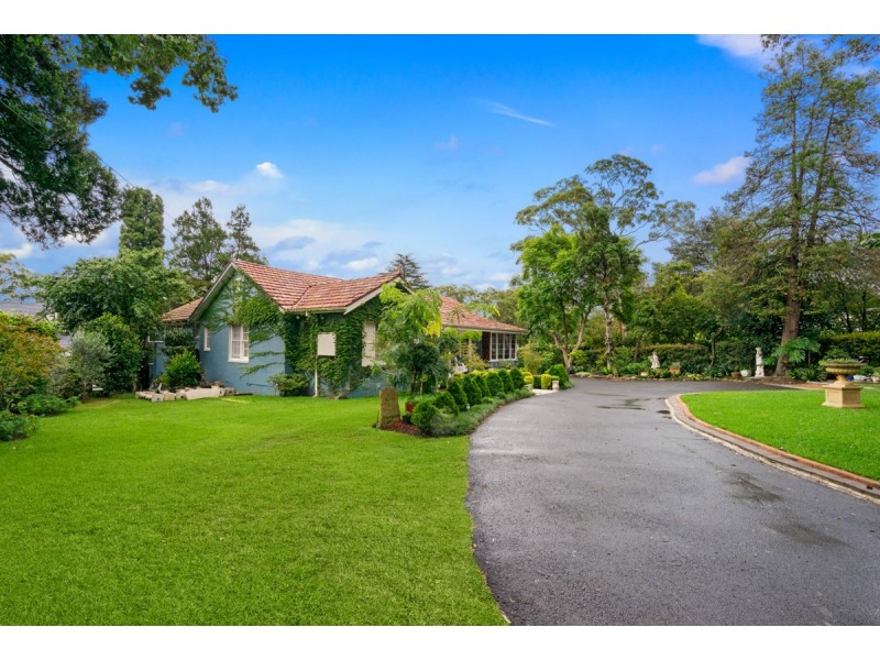 27 Eastern Arterial, St Ives NSW 2075