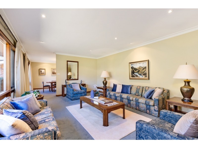 9 Canisius Close, Pymble NSW 2073