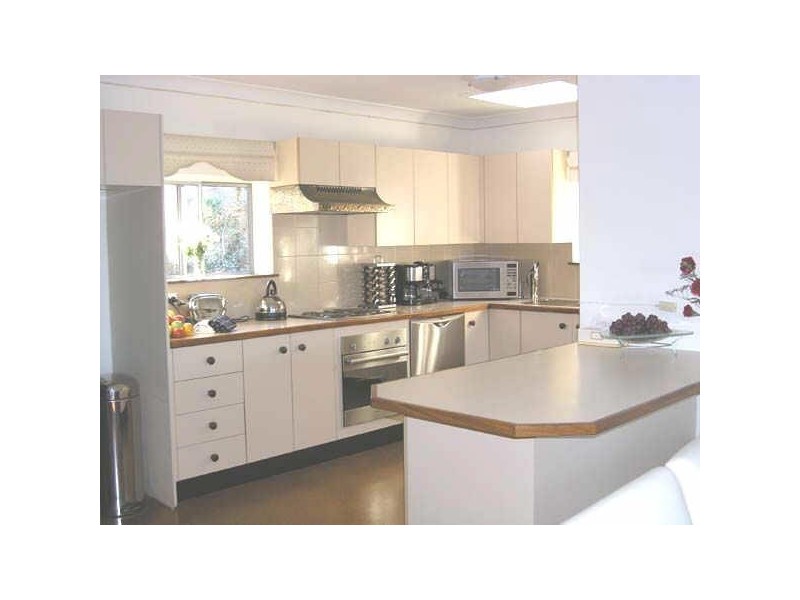 18 Hayle Street, St Ives NSW 2075